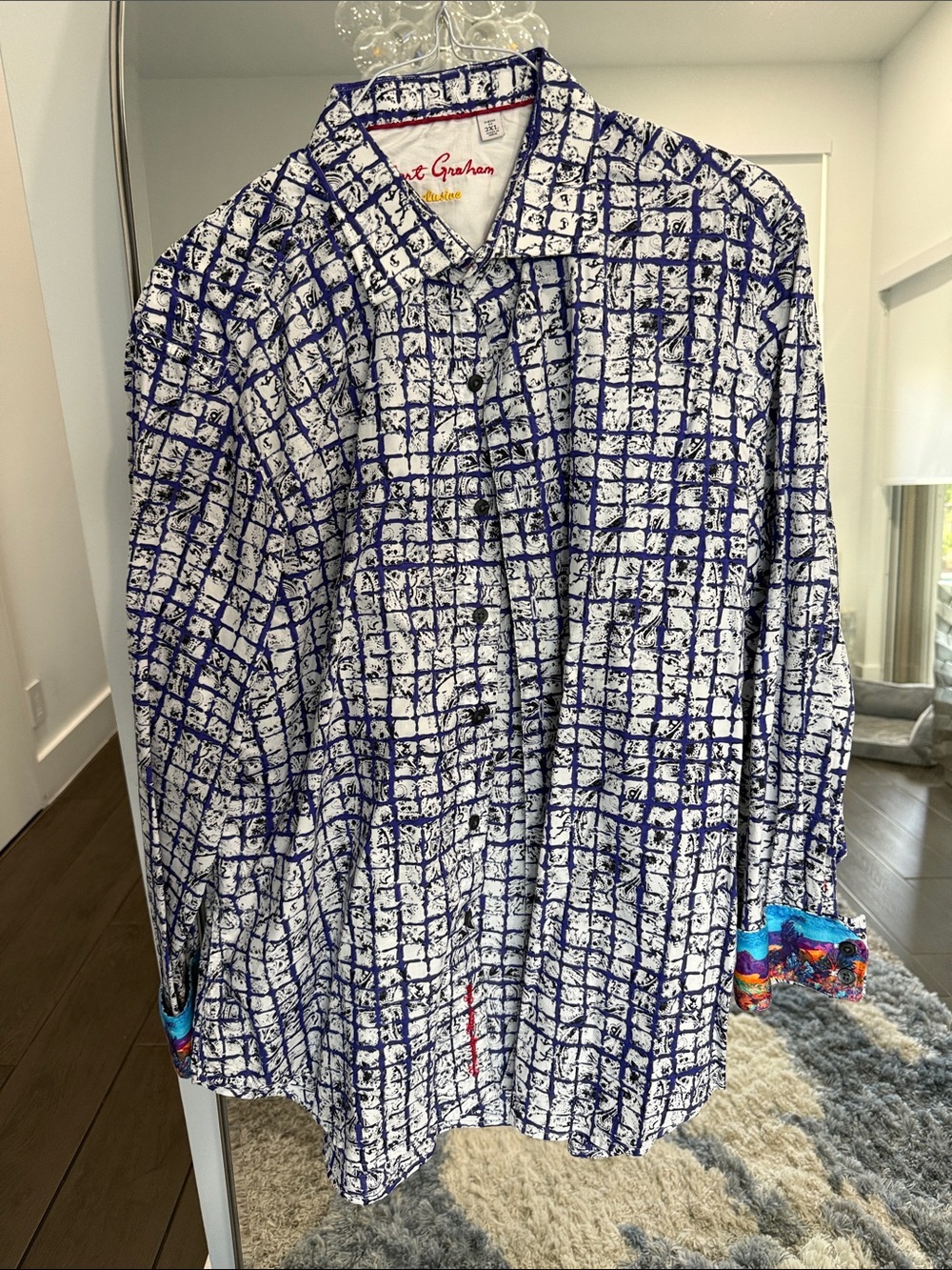 Robert Graham White & Blue Grid-Pattern Button-Down Shirt